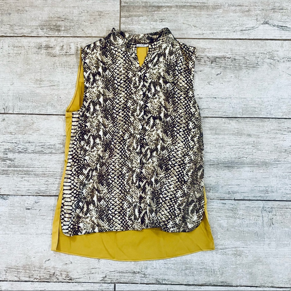 Tahari Snake Pattern Button Down Sleeveless Top S… - image 1